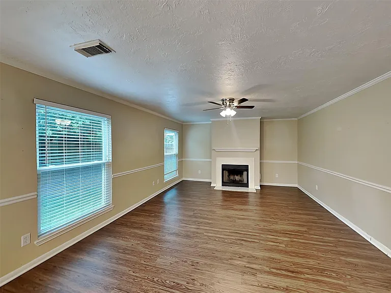 26887 Castlecliff Ln — Photo 4
