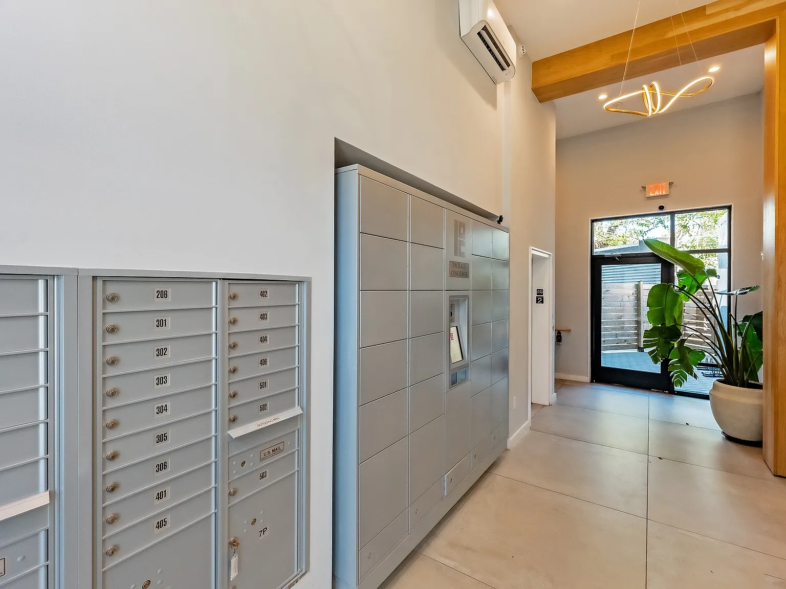 2 bed, 811 sqft, $2,750 — Photo 4