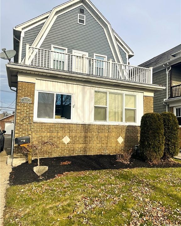 1st image of 376 Taunton Pl