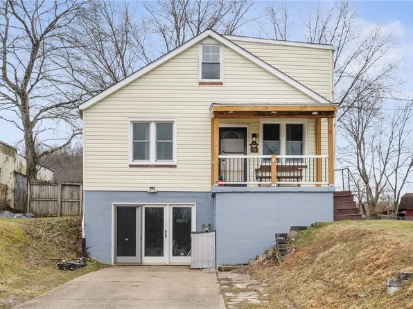 90 Dellenbaugh Rd, Tarentum, PA 15084