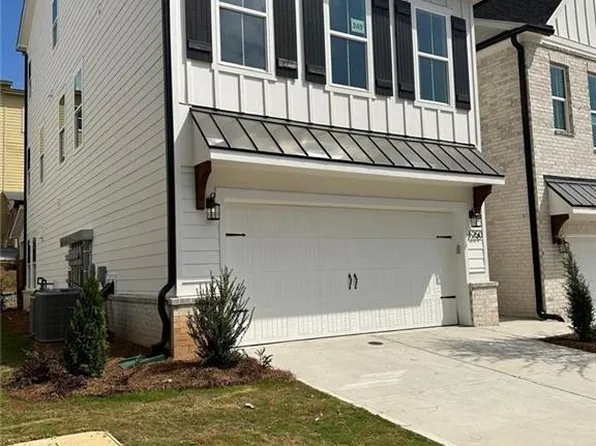 1250 Winterhaven Dr, Cumming, GA 30041