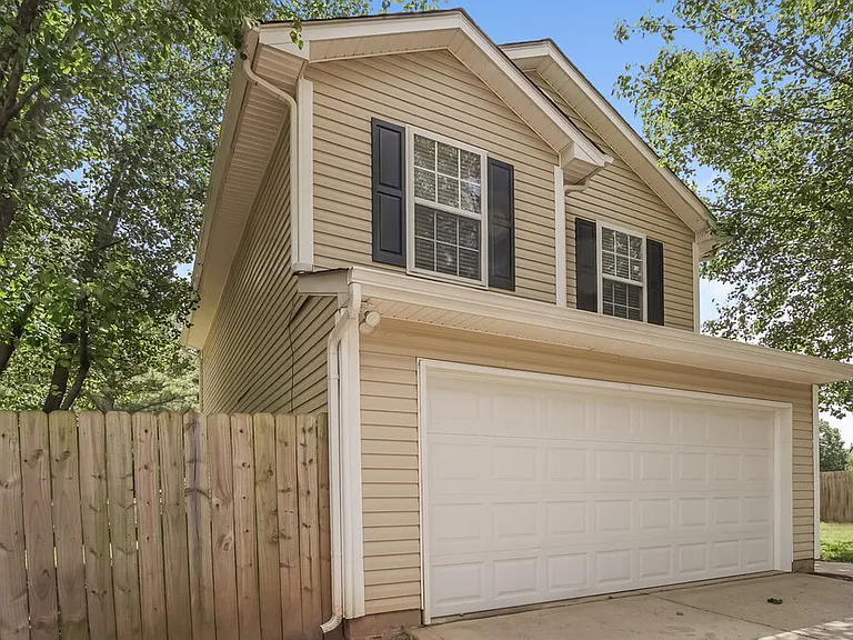 203 Kingville Dr — Photo 5