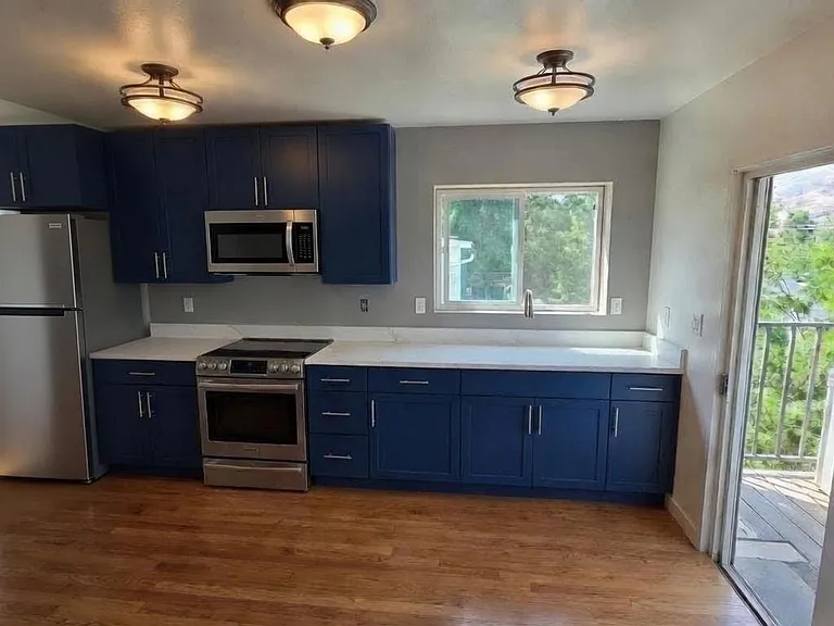 539 Park St — Photo 2