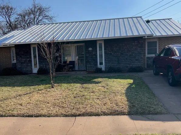 5315 Montreal Dr, Wichita Falls, TX 76310