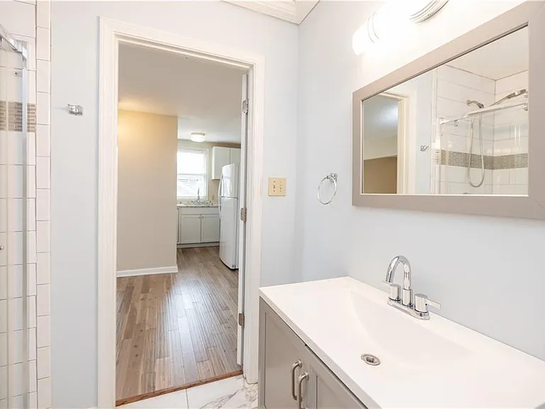 897 Argonne Ave NE #4 — Photo 10