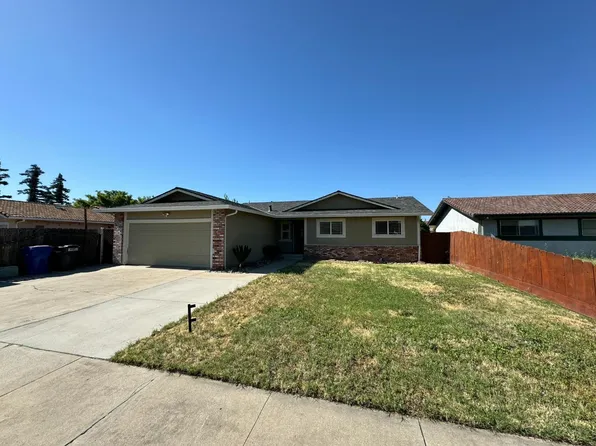 241 Brian Ln, Turlock, CA 95382