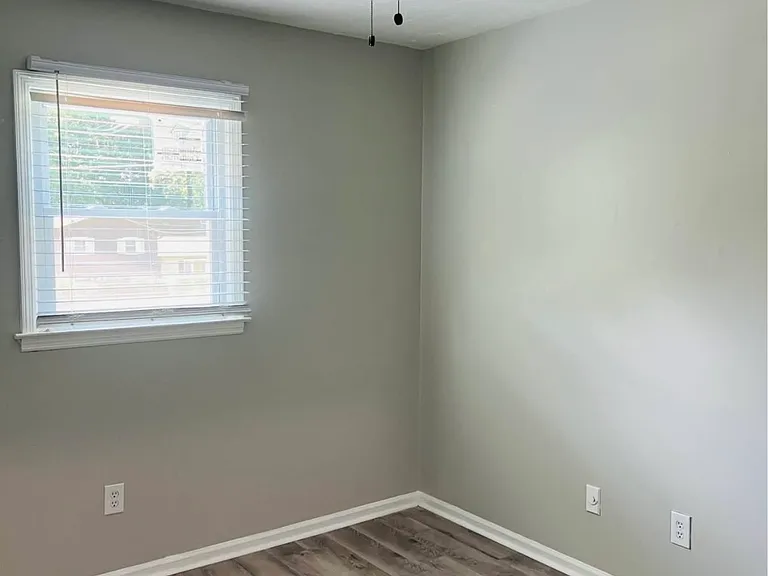 2567 Bailey Dr #1 — Photo 3