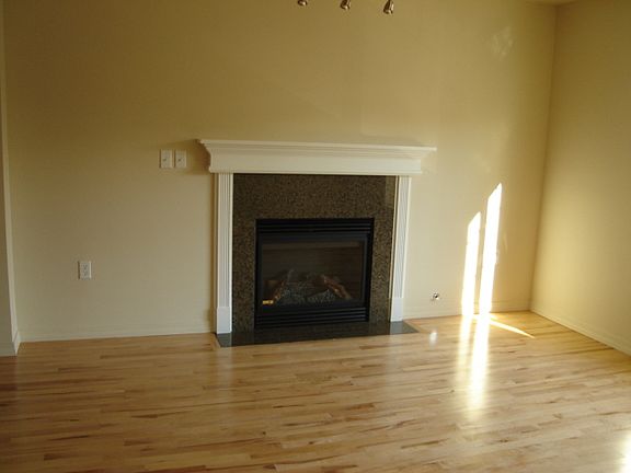 5th image of 3408 S 283rd Ln #21