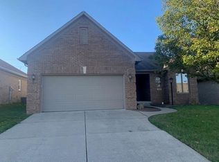 1625 Oakmere Way, Greenwood, IN 46142