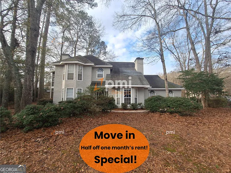 160 Braelinn Ct — Photo 1