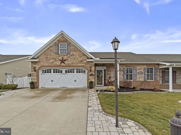 7 Stoners Cir, Littlestown, PA 17340