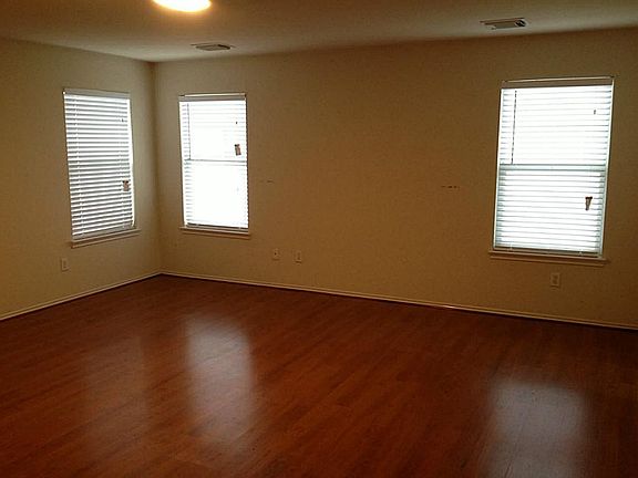 2nd image of 9522 Juniper Place Ct