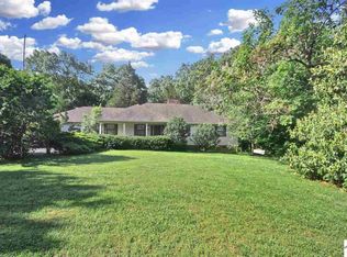 2611 Irvin Cobb Rd, Murray, KY 42071