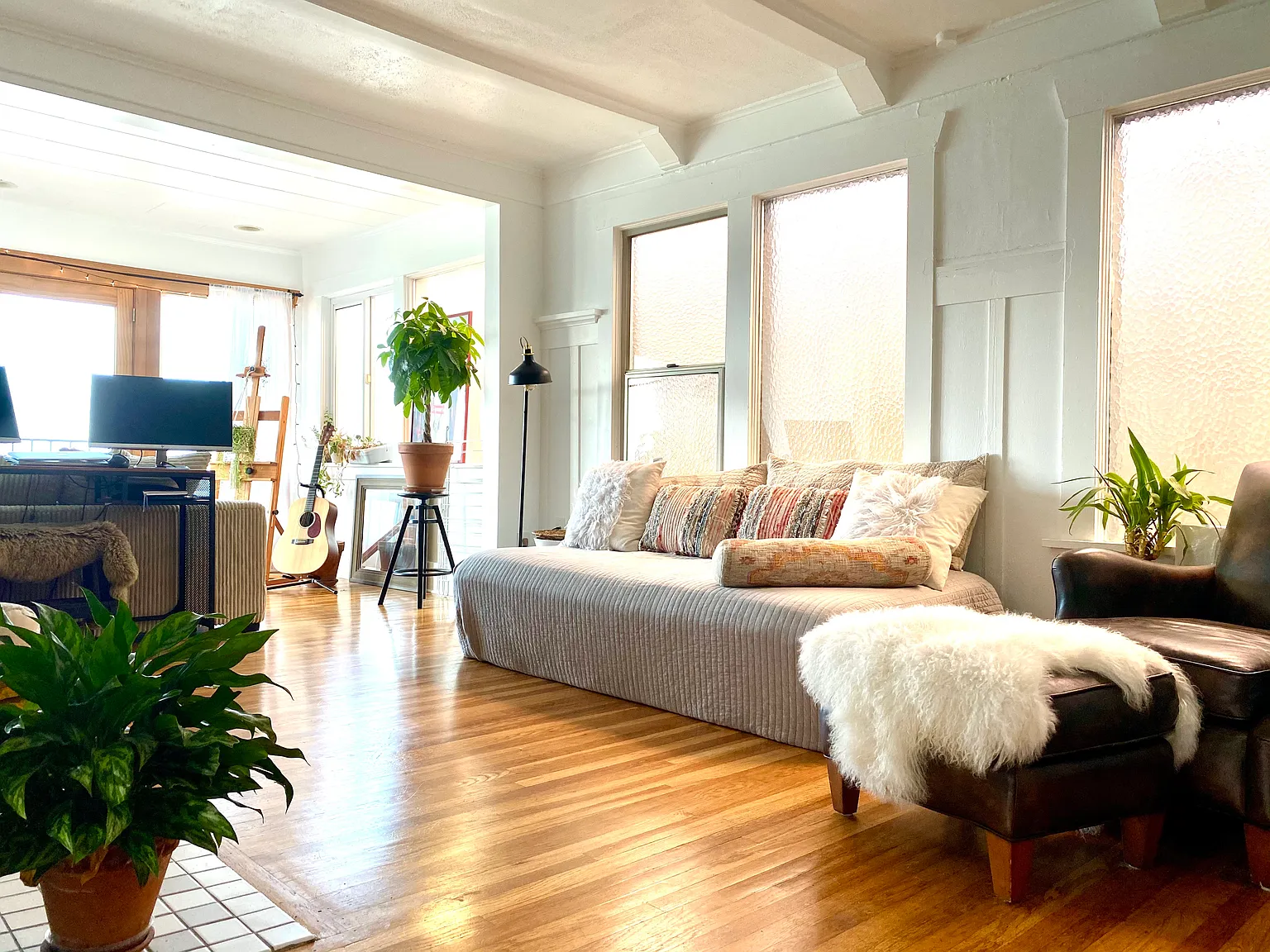 4109 Beach Drive SW — Photo 3
