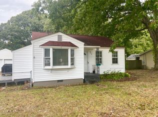 627 Briarfield Rd, Newport News, VA 23605