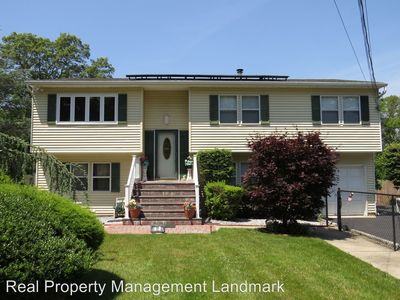 493 Carnation Dr, Shirley, NY, 11967