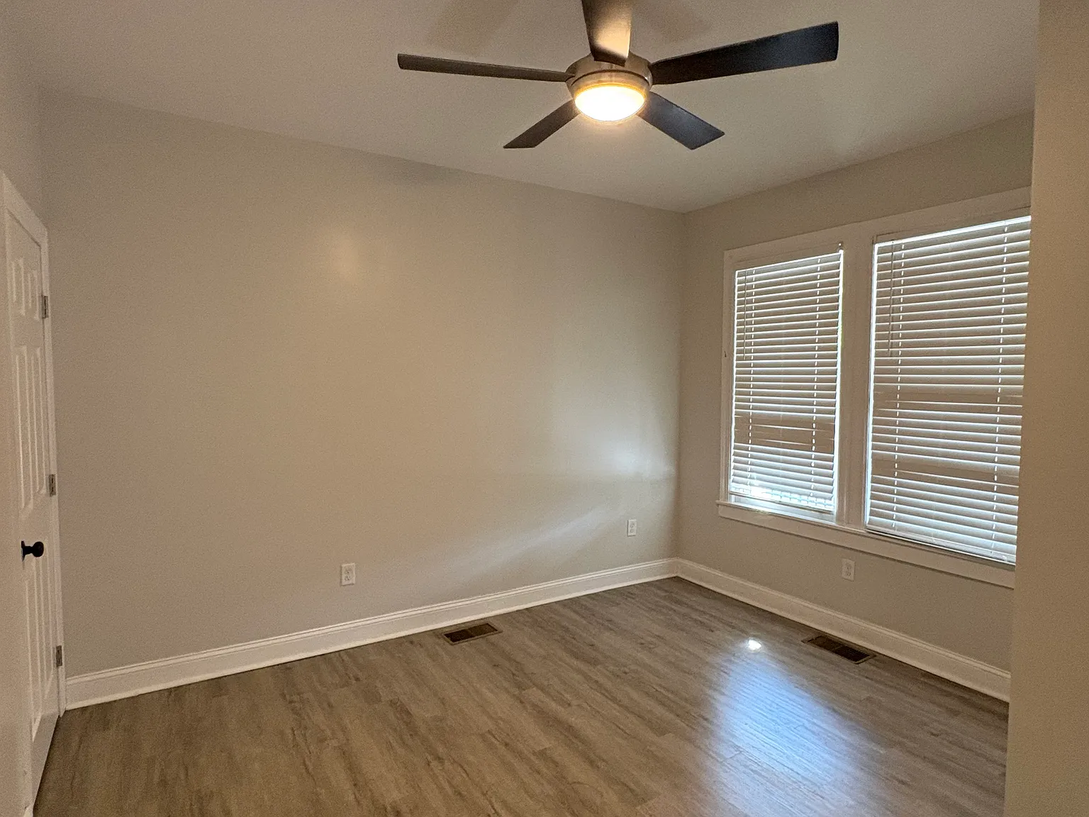 2 bed, 600 sqft, $1,500 — Photo 2