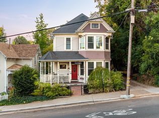 415 W Main St, Grass Valley, CA 95945