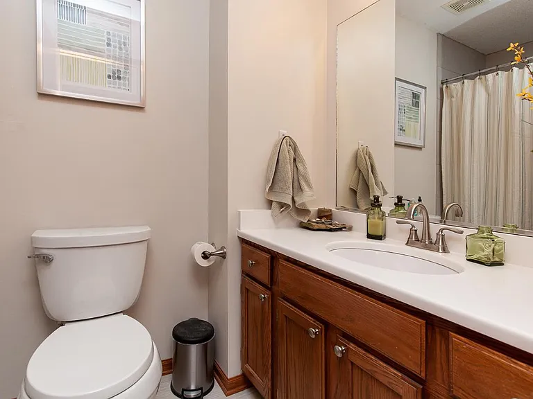 14743 Summit Dr — Photo 21