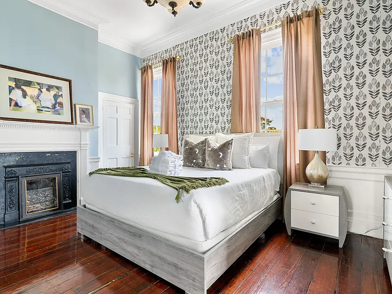 96 Ashley Ave #C — Photo 3