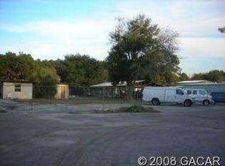 4215 NW 6th St, Gainesville, FL 32609