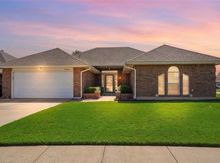 8316 Megan Dr, Oklahoma City, OK 73135