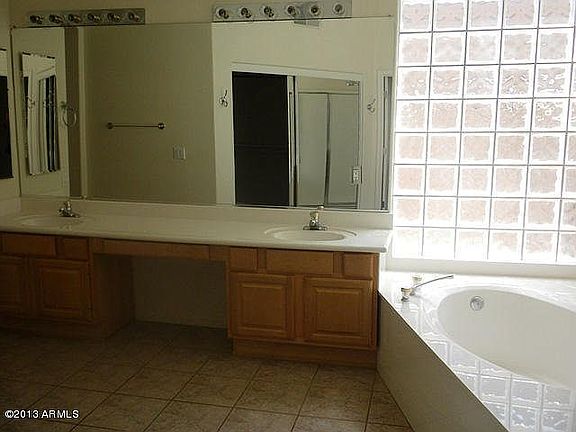 5th image of 6426 E Carolina Dr