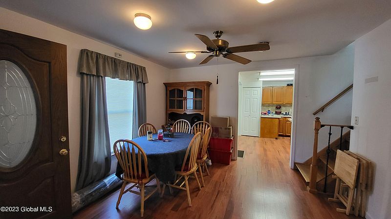 3rd image of 50 Stewart Avenue