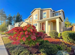 3320 NE 8th Pl, Renton, WA 98056