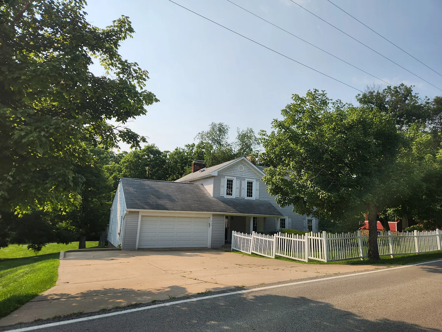 3 bed, 2.5 bath, $2,500 — Photo 1