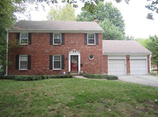 9426 Robinson St, Overland Park, KS 66212