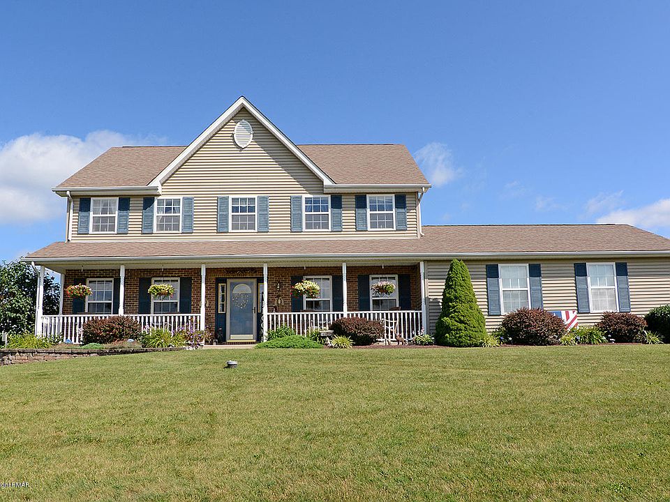 1st image of 302 Stacia Way