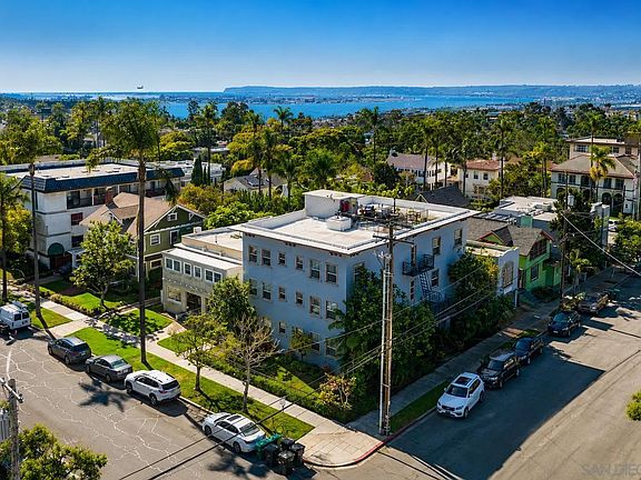 2nd image of 215 Spruce St