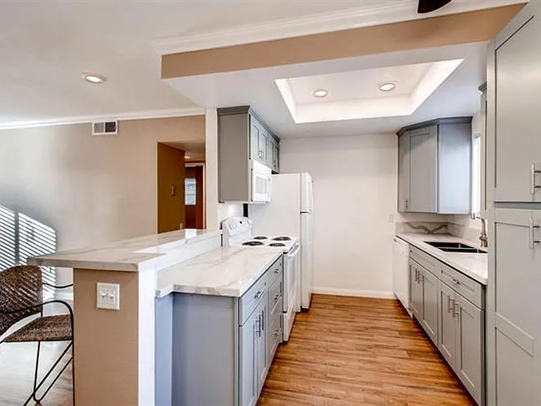 4425 Louisiana St #5 — Photo 8