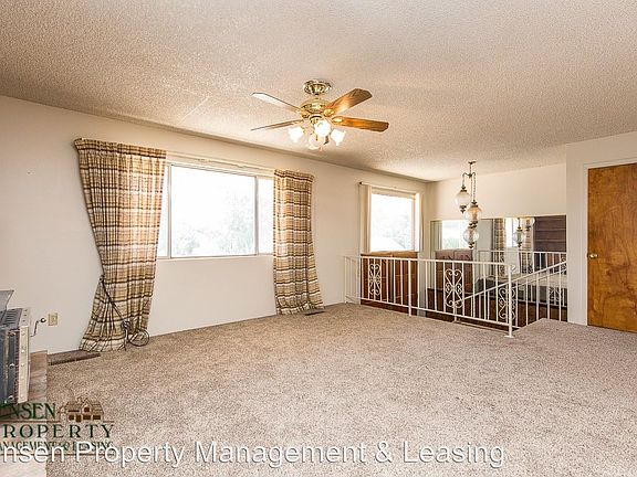 5th image of 2600 W Santa Clara Dr