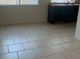 212 E Thornton Ave, Hemet, CA 92543