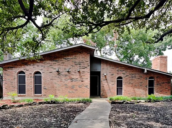 1425 Glacier Dr, Plano, TX 75023