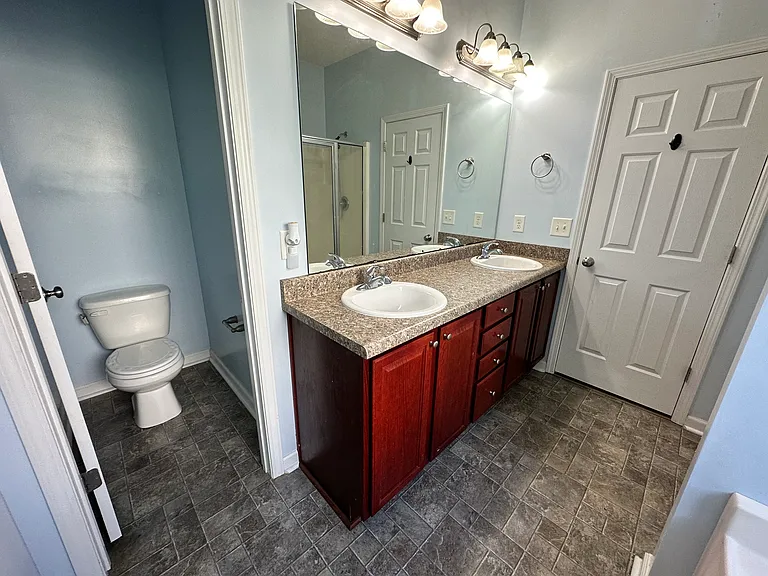 119 Landover Dr — Photo 18