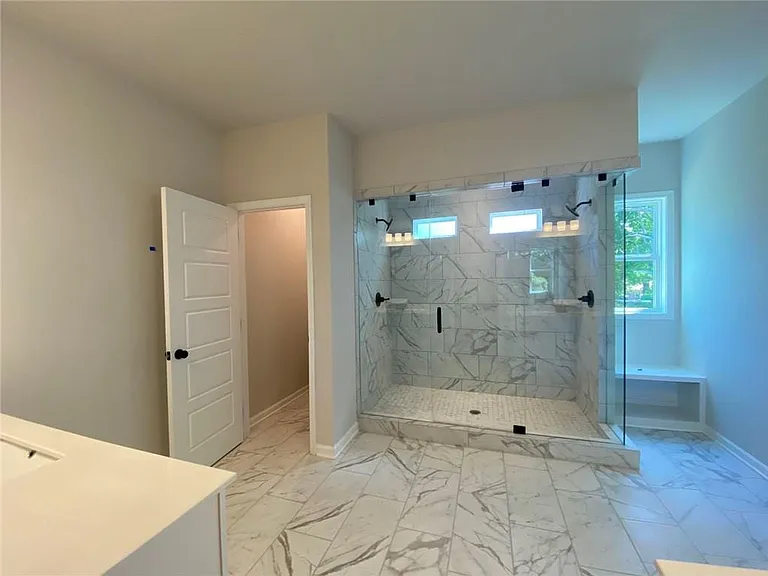 5037 Silver Fox Trl — Photo 22