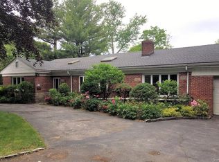 126 Fort Hill Rd, Scarsdale, NY 10583