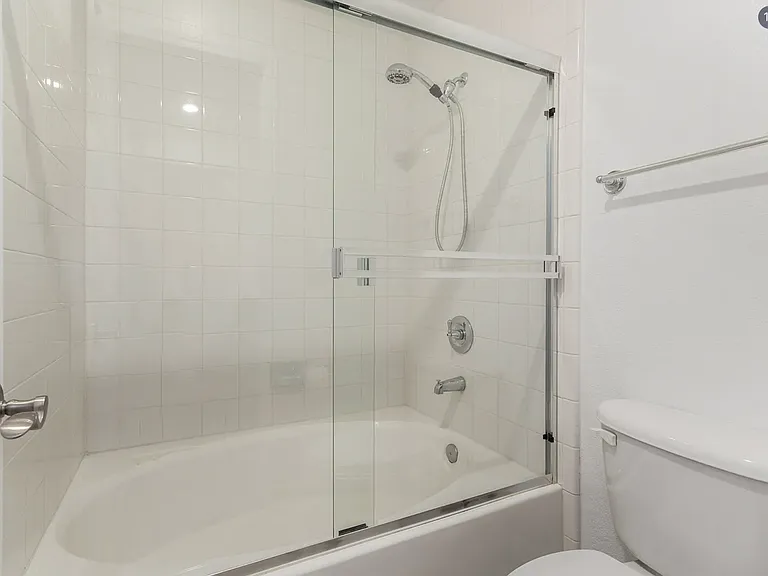 5104 N 32nd St #225 — Photo 5
