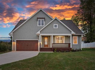 155 Rimrock Rd, Harmony, NC 28634