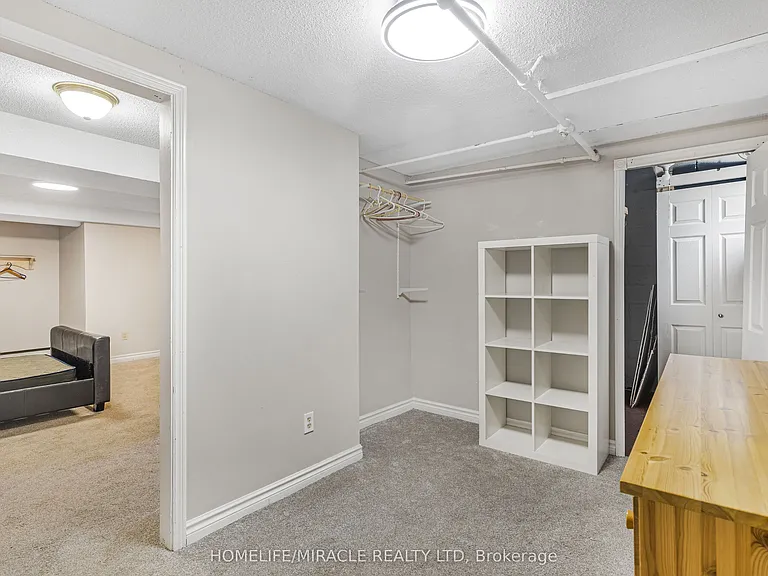 3318 Sinnicks Ave — Photo 36