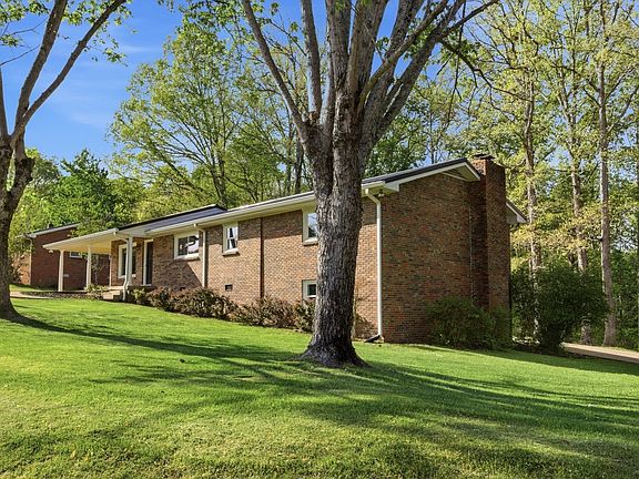 5th image of 1416 Oakmont Cir