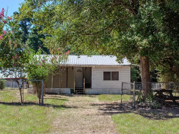 616 Ponderosa Dr, Onalaska, TX 77360