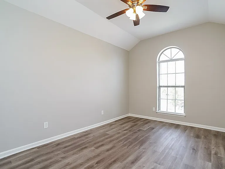 206 Babe Ruth Cv — Photo 11