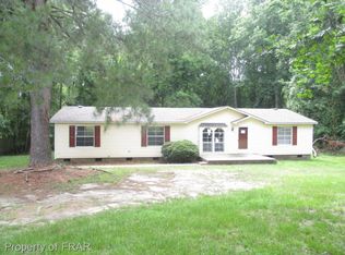 70 Nicole Dr, Sanford, NC 27332