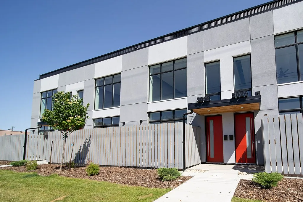 North Point Live-Work Lofts — Photo 2