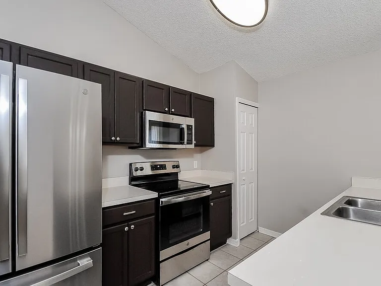 30250 Rattana Ct — Photo 6