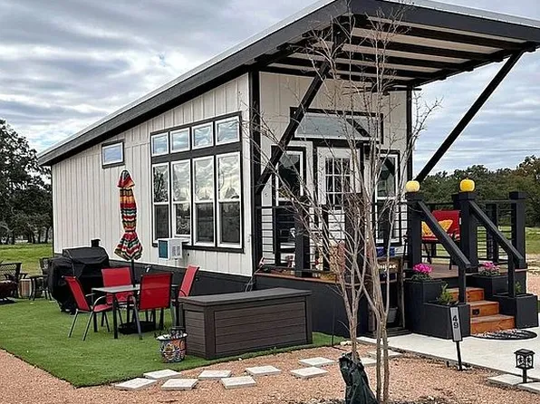 25101 Ronald Reagan Blvd #49, Georgetown, TX 78633